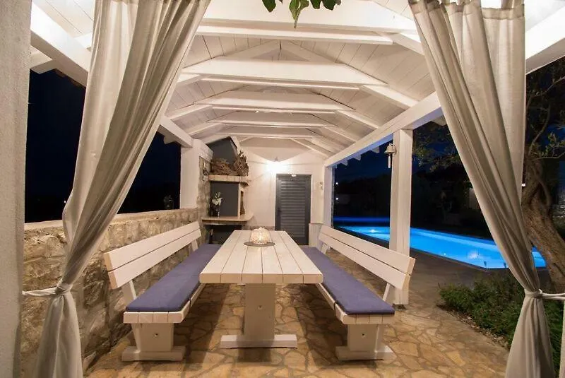 Salt & Sand Villa Kornić
